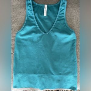 COPY - Athleta aurora seamless tank